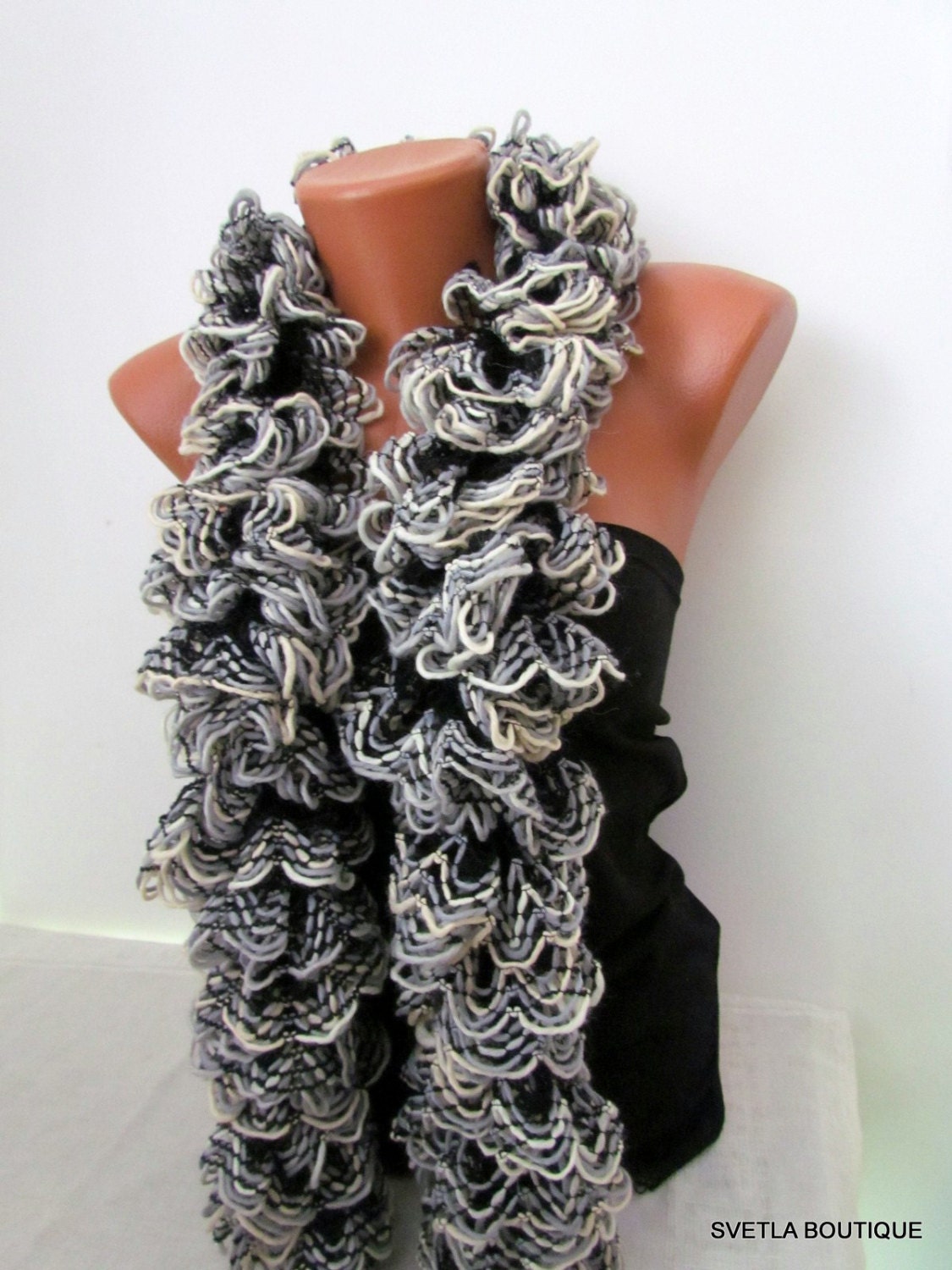 Scarves for women to knit curly