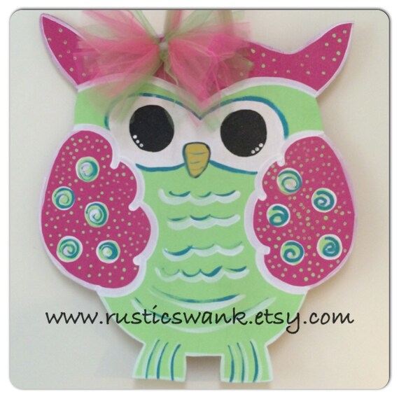 Items similar to Owl Wooden Door Hanger on Etsy