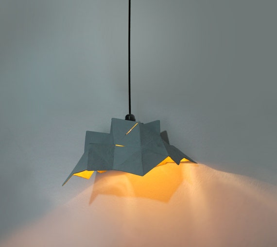 Géométrique lampe ombre origami papier mâché pli par poprenaissance Lustres désign Papier