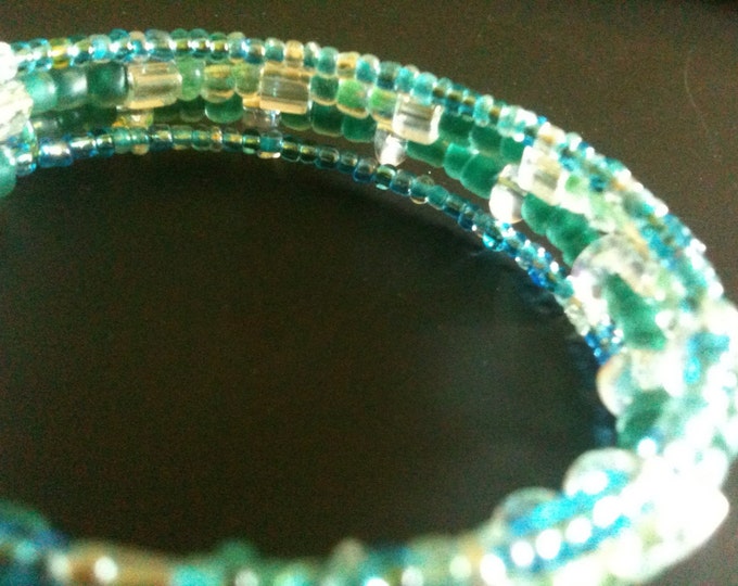 clearance! blue and green glass memory wire bracelet