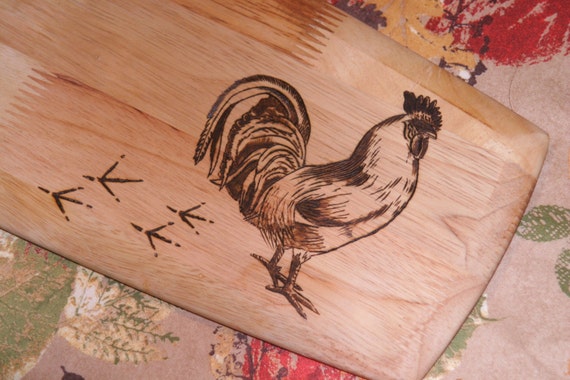 Woodburn Cutting Board Rooster Breadboard