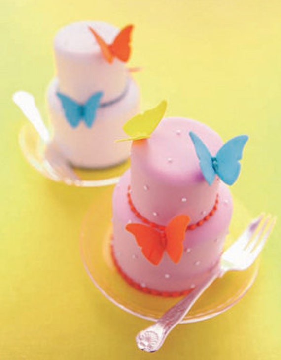 Items similar to 12 Large fondant butterflies for cupcakes or cake