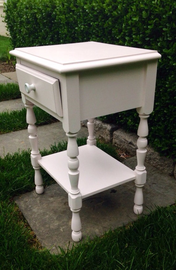 On hold Pale pink Cute bedside table night stand pink side