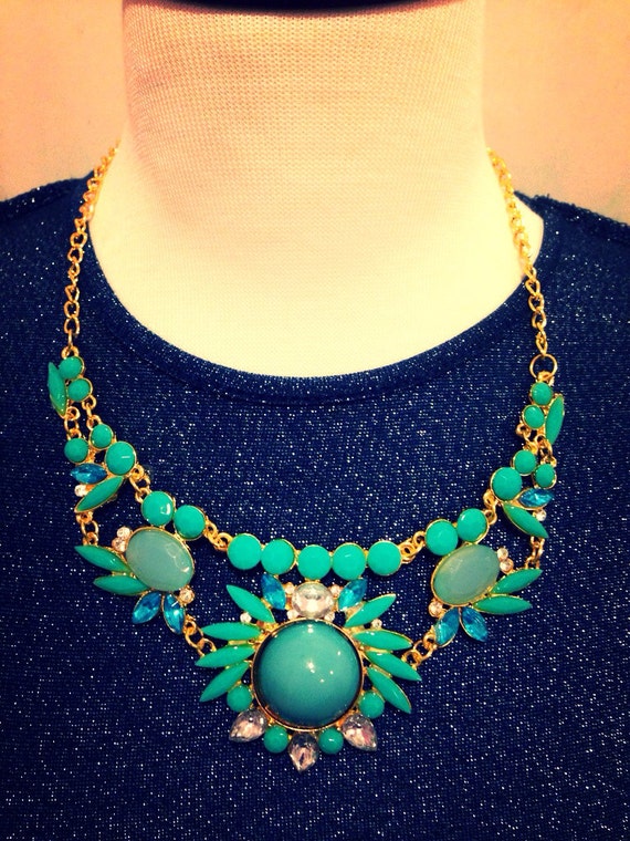 Rhinestone and resin turquoise necklace. by FunkyJunkiebyaliza