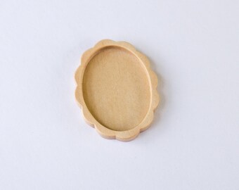 Artisan quality hardwood bezel tray - Maple - 30 x 40 mm cavity - Maple - (D61-Mp)
