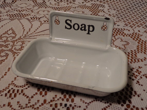 Vintage White And Black Enamel Soap Dish By BubbiesMemories Vintage White And Black Enamel Soap Dish By BubbiesMemories