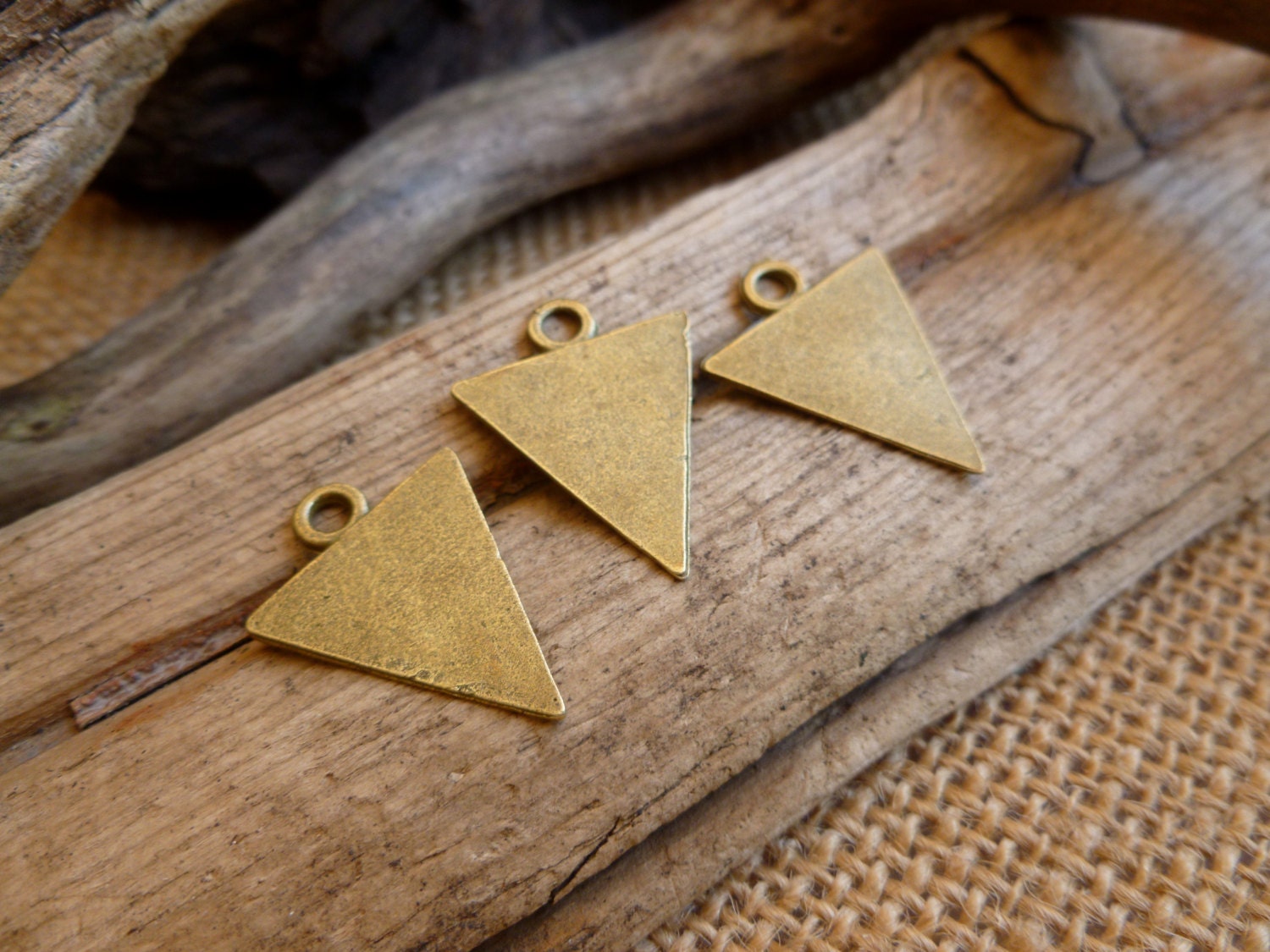 6x Triangle Tribal Charms, Antique Brass Pendants Findings Charms Jewellery Supplies C215