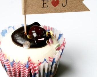 18 Personalised Wedding Cupcake Flags, Engagement, Anniversary, Cupcake Toppers - Personalised Cupcake Decoration