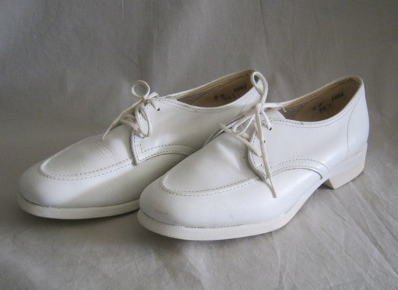 Vintage Nurse Shoes 95