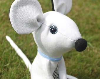 Popular items for mouse sewing pattern on Etsy