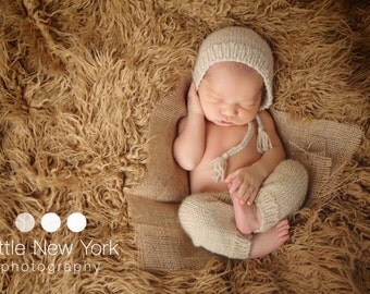 SALE Newborn photo prop,newborn pants, newborn pants set,newborn pants and hat bonnet,newborn boy,newborn girl, newborn props, knit pants .