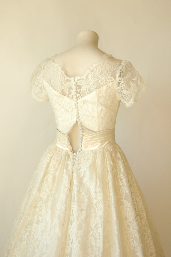1950s Tea Length Wedding Dress Vintage Lace Wedding Dress