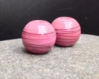 MruMru handmade lampwork beads, earring pair set. Sra