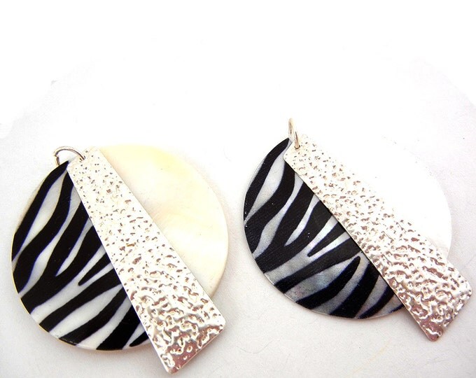 Set of 2 Large Half Zebra Print Shell Charms Tribal with Hammered Silver-tone Center Accent