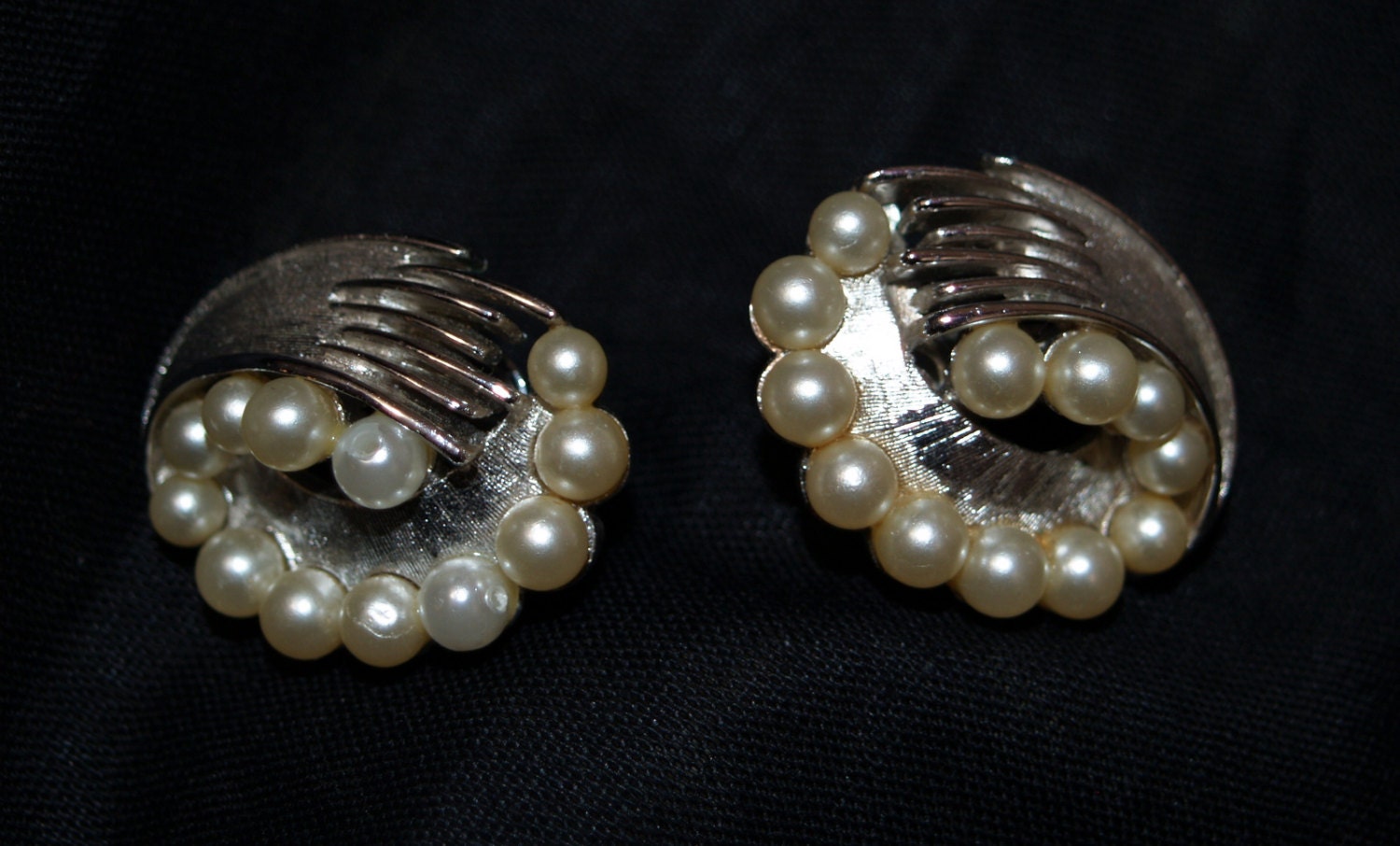 Trifari silver tone pearl clip on earrings by ABetterPlace