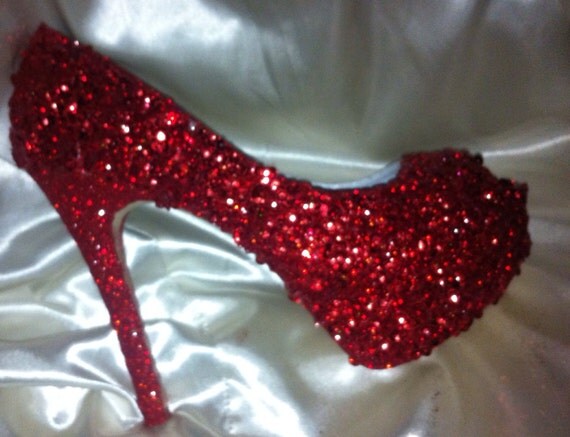 Bling wedding shoes for the bride or bridesmaids. These