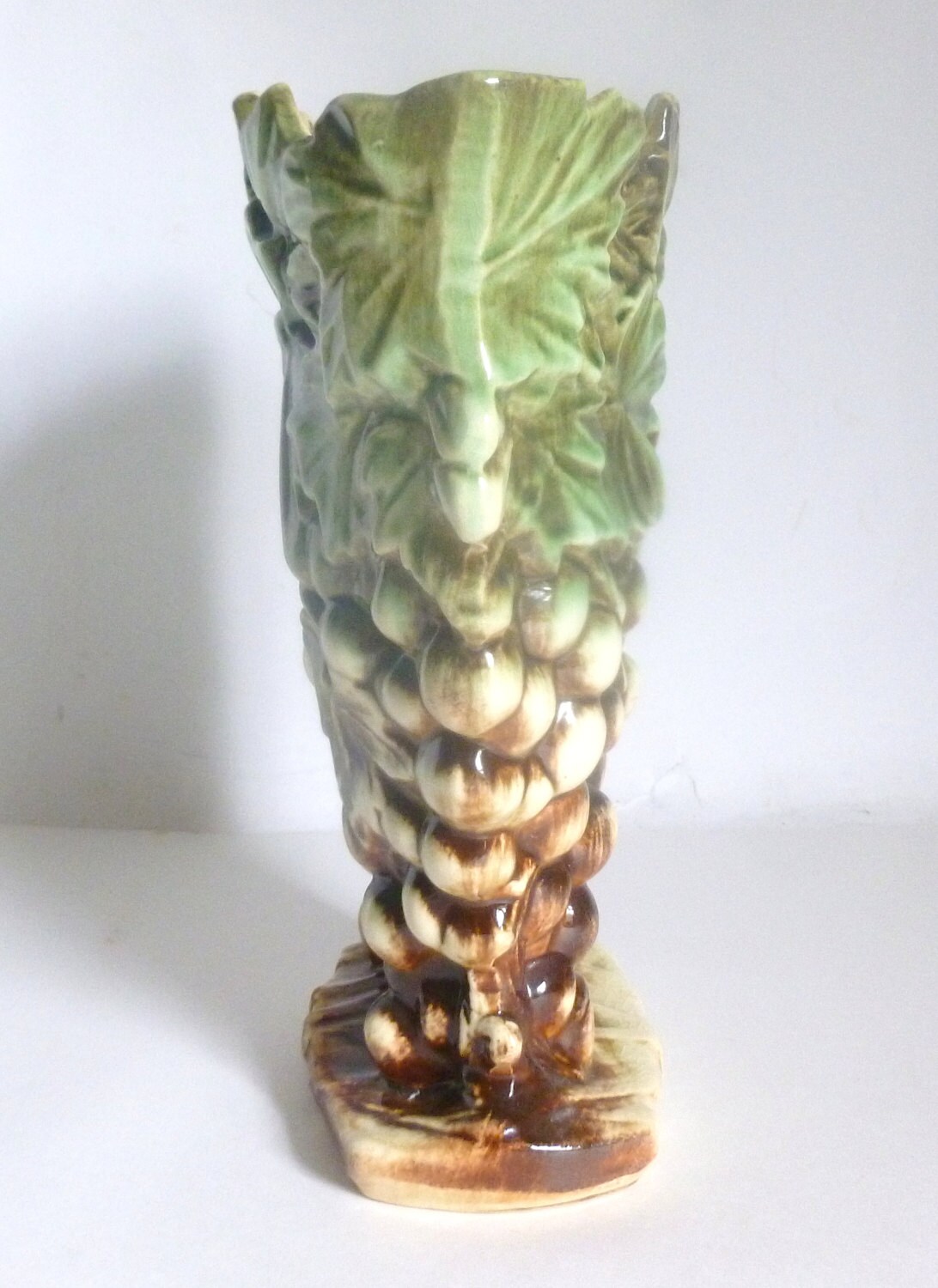 Mid Century 1950's McCoy Pottery Grapes Grapevine Themed