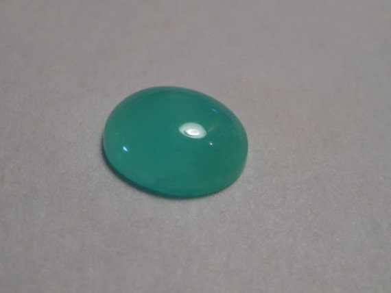 Peruvian Blue Opal cab ...... 7 x 5 x 2 mm ......... a4653