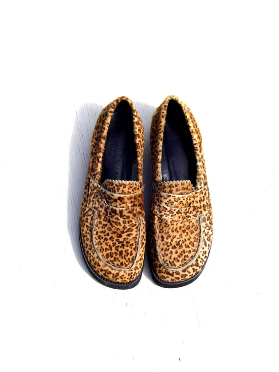 Vintage Leopard Print Loafers Size 9 Womens by PaperWoodVintage
