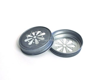24 Pewter Daisy Lids, Daisy Lids, Mason Jar Lids, Rustic Wedding, Baby Shower, Table Setting, Birthday Party, Favors, Kids Birthday Party