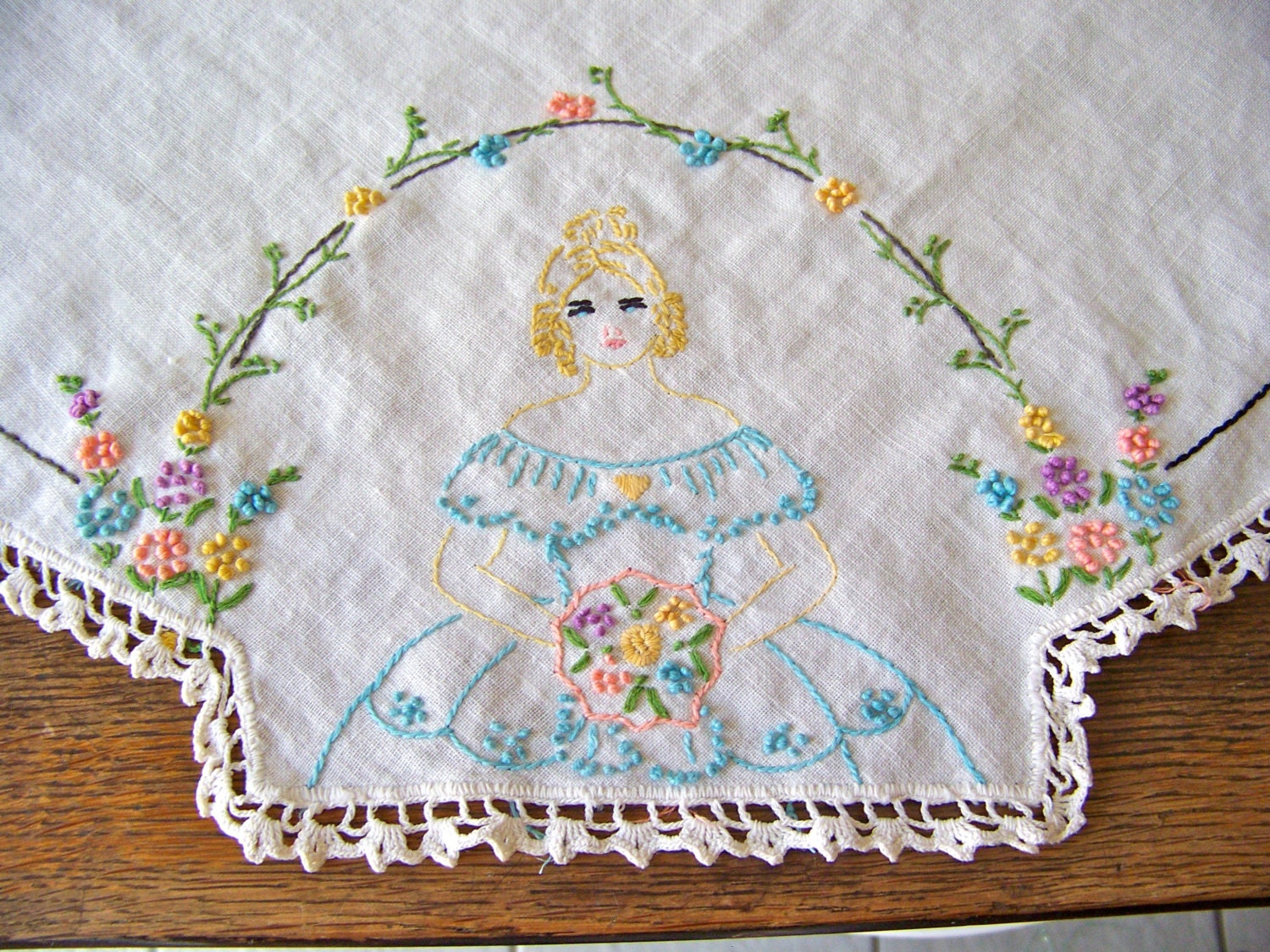 Vintage Dresser Scarf Hand Embroidered Garden By CynthiasAttic