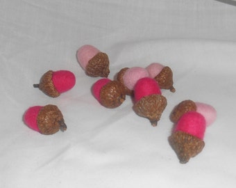9 Needle Felted Acorns - Pinks - FREE SHIPPING to US and Canada