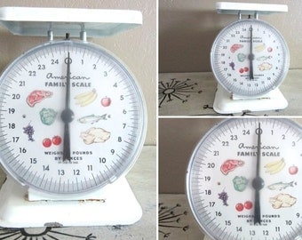 Vintage Kitchen Scale American Family Scale White Scale Shabby Decor Farmhouse Decor Black and White Way Rite Scale