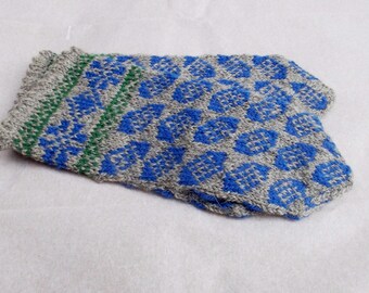 knitted mittens, hand knitted wool mittens, latvian mittens, colored mittens, patterned mittens, knit wool gloves, gray blue wool mittens