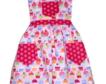 Cupcake Apron, Retro Style Apron, Children's Apron, Toddler Apron, Girls Apron, Baking Apron, Cooking Apron, Kids Apron, Little Girls Apron