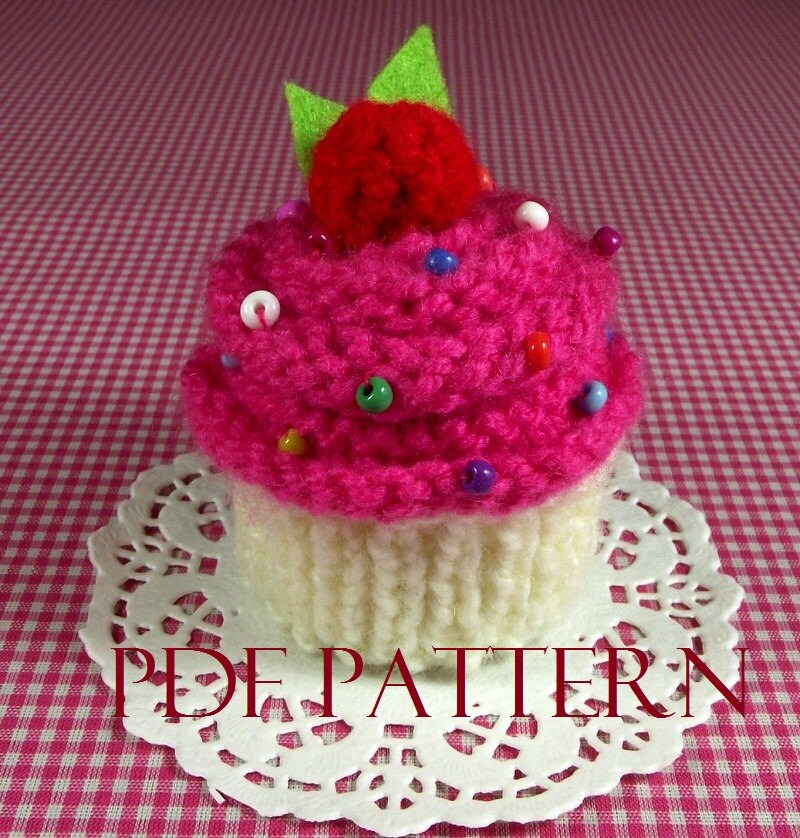 KNITTING PATTERN CUPCAKE Amigurumi Vanilla Strawberry knit