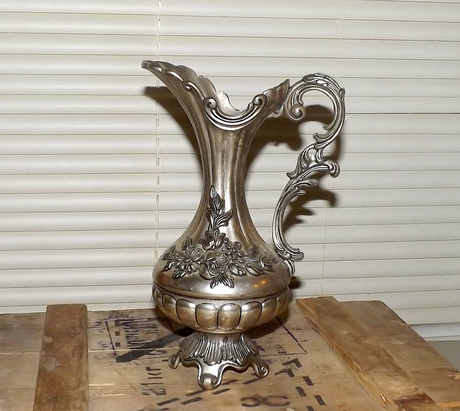 Italian Pewter Wine Pitcher 95 100 Flower Design Acanthus