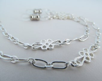 Delicate silver eyeglasses chain - eye glass chain - reading glasses - silver glasses chain - glasses leash - glasses holder