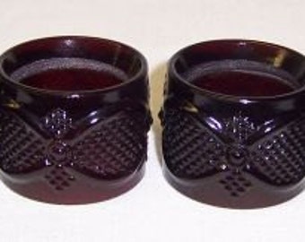 Avon Ruby Red 1876 CAPE COD Napkin Ring Set of 4 Rings
