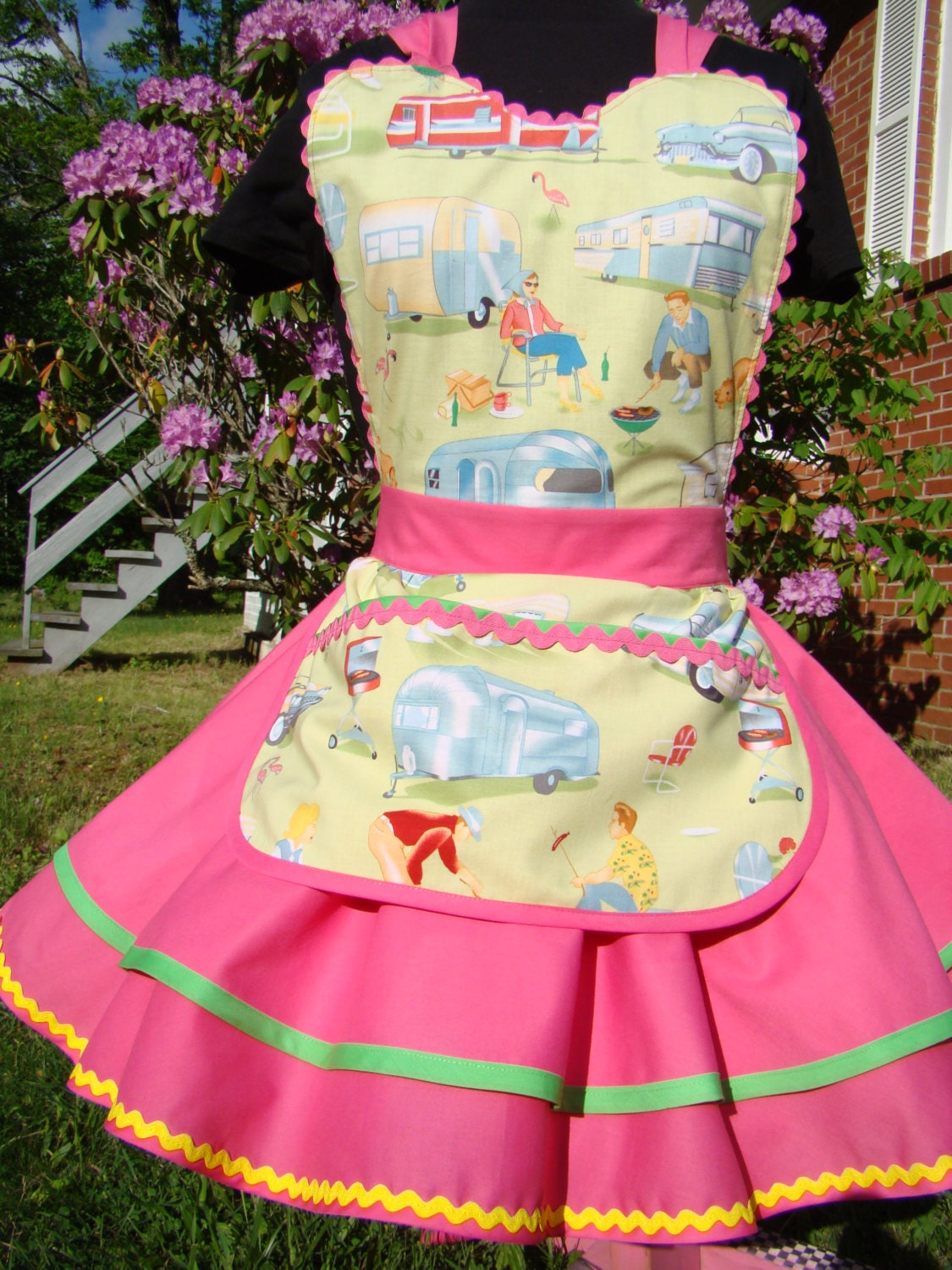 Airstreams and Flamingos PinUp Style Apron / Trailer Travel