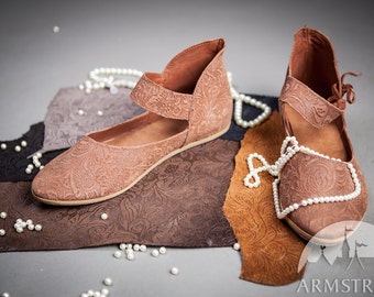 Medieval Leather Womens Shoes; medieval shoes; womens shoes; ren shoes