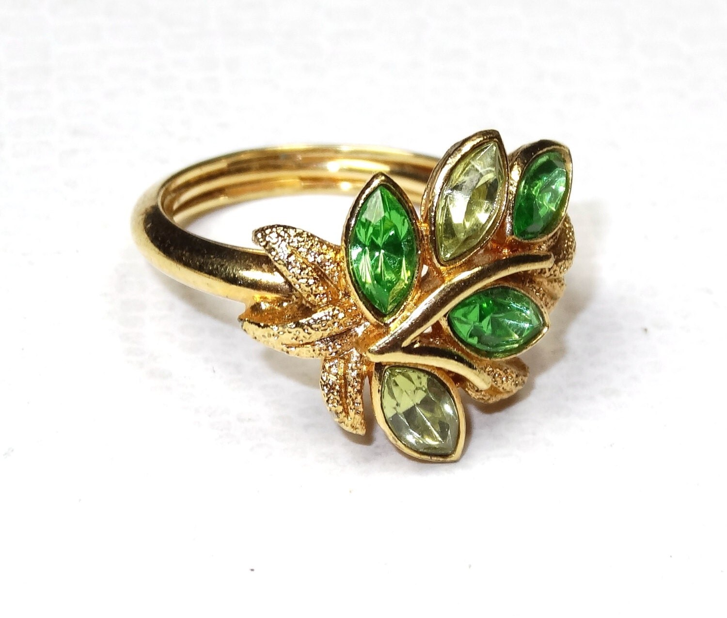 Vintage AVON Ring Peridot Green Rhinestone by SellitAgainVintage