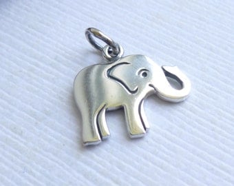 Sterling Silver Elephant Charm -- 1 Piece -- 925 Sterling Pendant