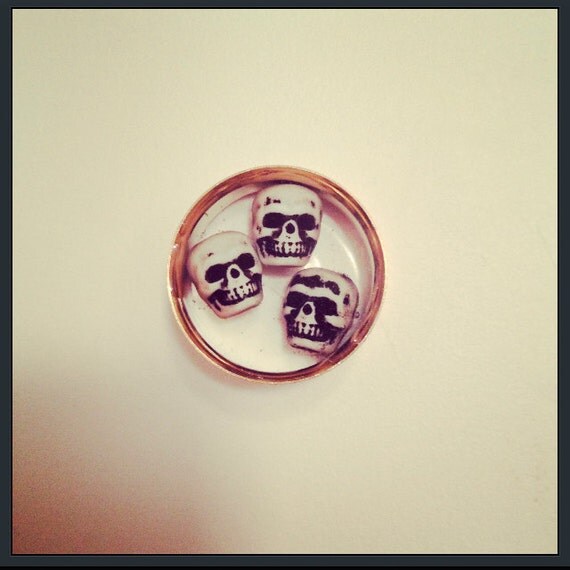 Girly Gauges Cute Gauges Feminine Plugs Gold Skull plugs