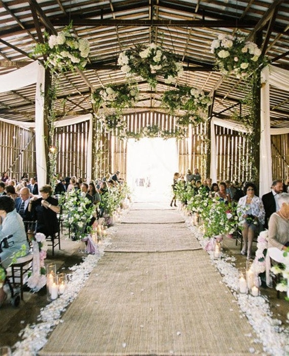 burlap aisle runner