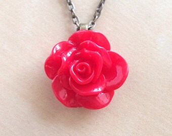 Popular items for red rose necklace on Etsy