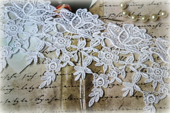 White Venice Lace Trim for Appliques, Altered Art, Costumes, Lace Jewelry, Headbands, Sashes, Sewing, Crafts GL-116