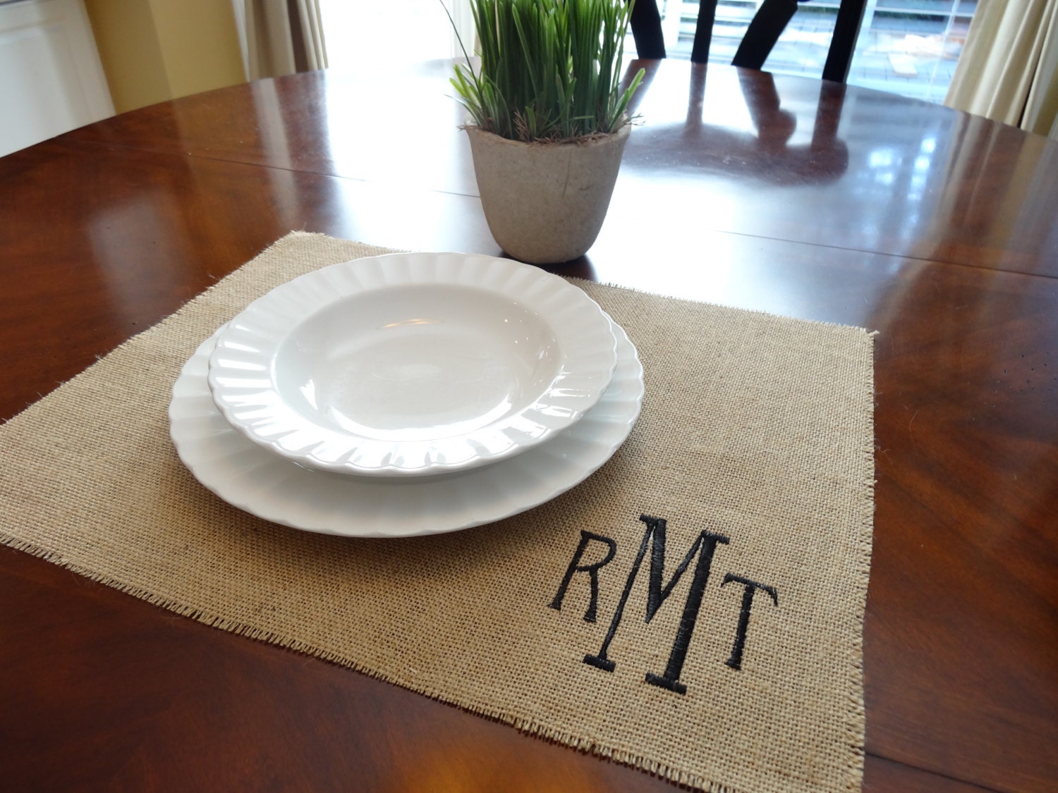 Set of 4 Initial monogrammed burlap placemats SET OF 4