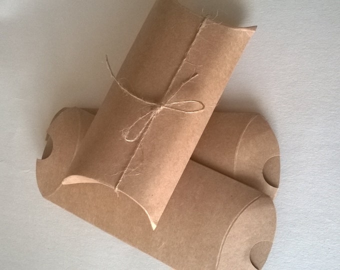 10 DIY Plain Pillow Boxes, Made To Order.