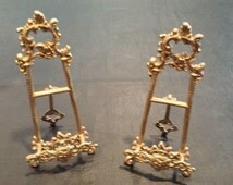 decorative picture stands