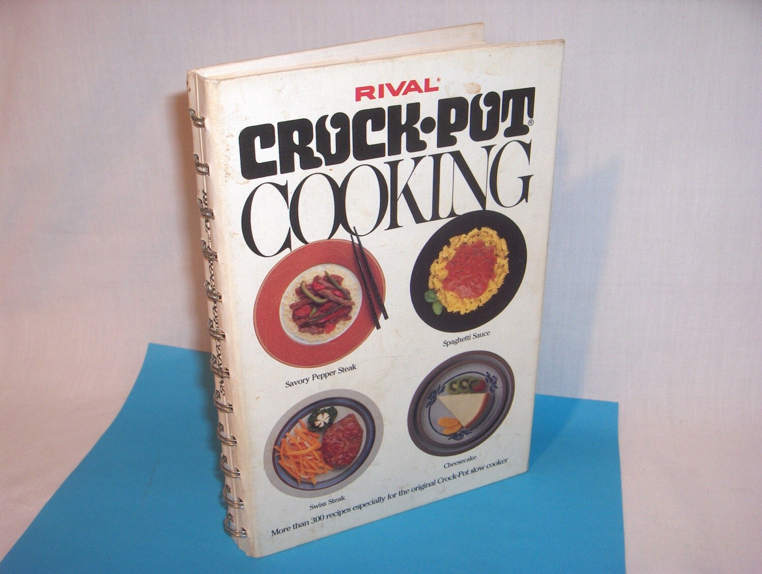 RIVAL CROCK POT Cooking 1975 Slow Cooker Cookbook