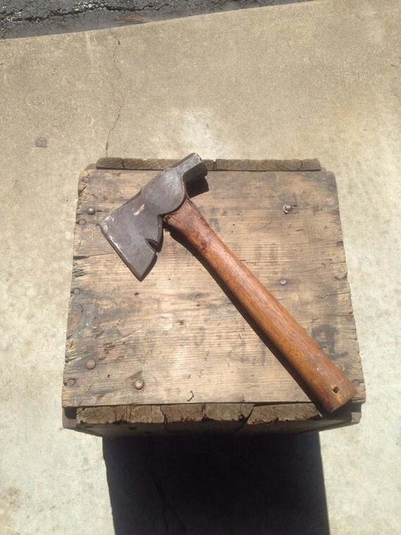 Vintage FULTON axe / hatchet hammer