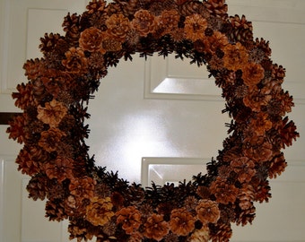 Old Fashioned Pine Cone Wreath