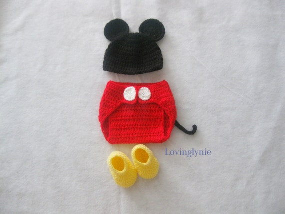 Mickey Mouse set / diaper cover / baby shower gift / baby gift / mickey mouse