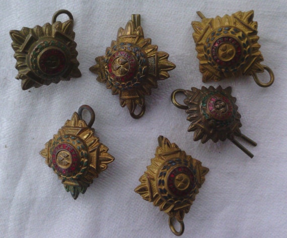 6 Vintage British Army Military WWII Brass Badges by TheTinTrunk