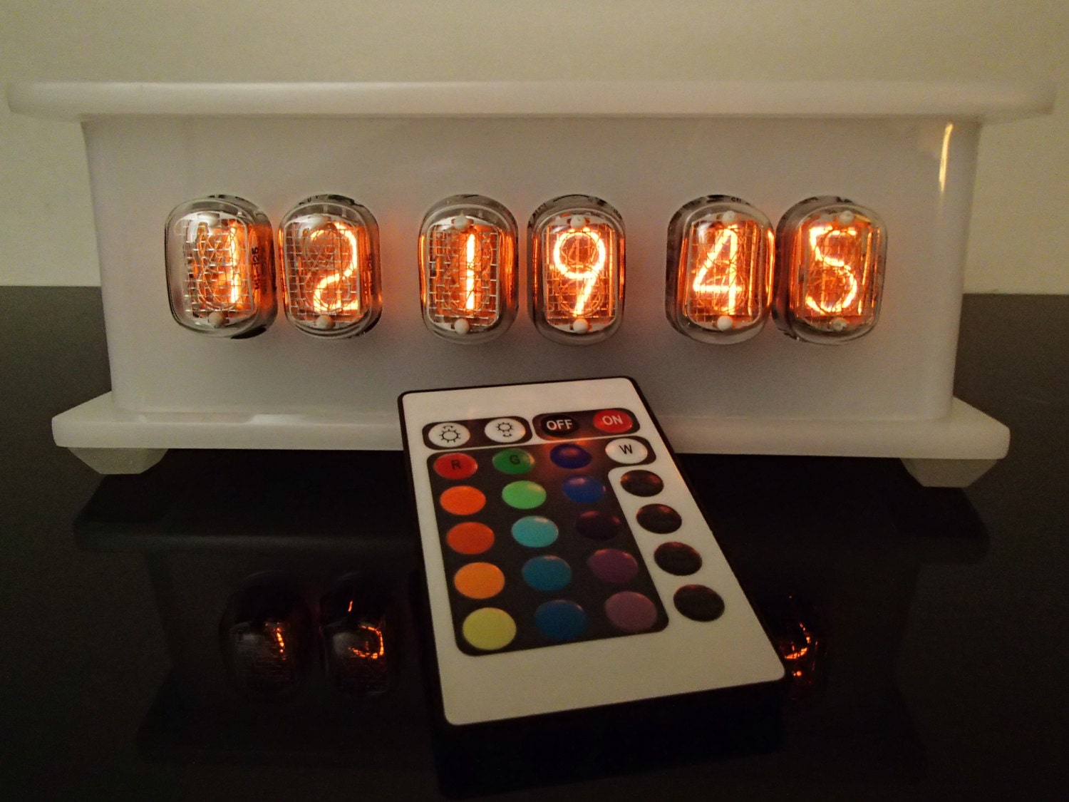 Six Digit IN12 Nixie Clock With RGB LED Remote Cold